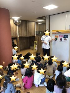 4歳児　保健指導「熱中症」を行いました。　