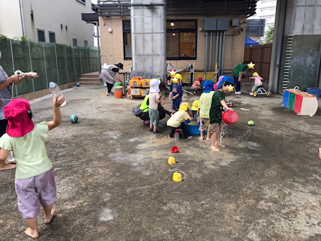 ほし組⭐️にじ組🌈そら組☀️みずあそび