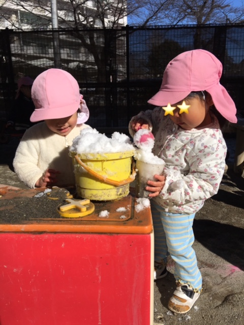 うさぎ組🐰雪遊び